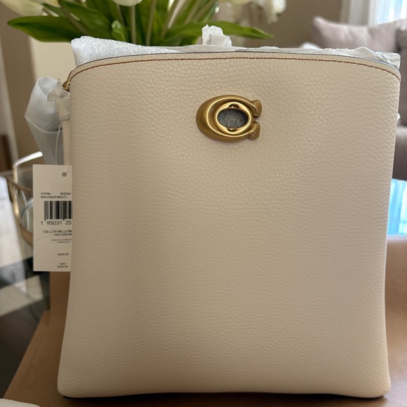 Authentic Coach Willow Tote Bucket - Picture 1 of 6